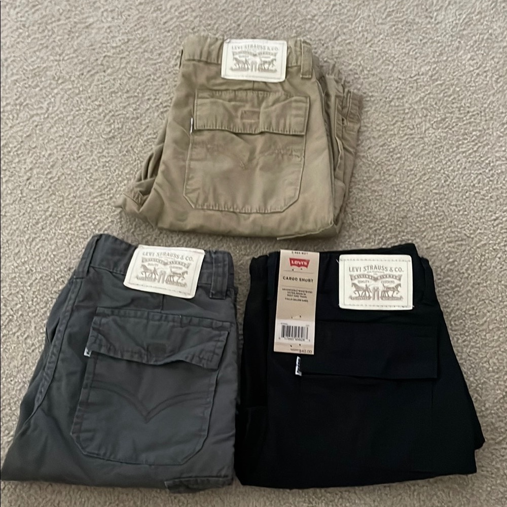 Levi's Black and Gray Shorts Casual Style